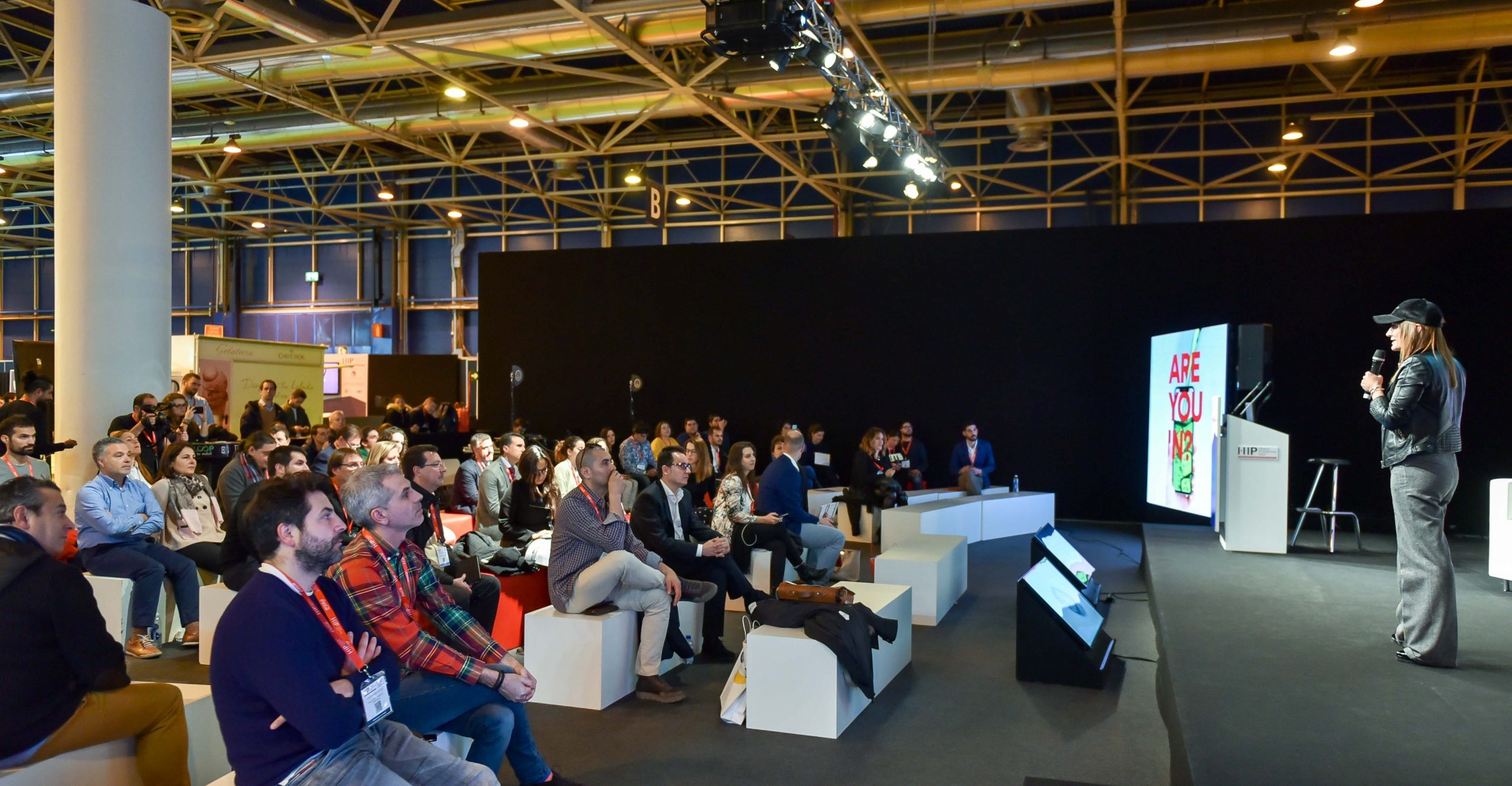 La robotización, la Inteligencia Arficial, el Blockchain y el IoT aplicados al sector Horeca conforman la Agenda Digital de HIP2020 