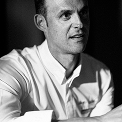 ÍÑIGO LAVADO