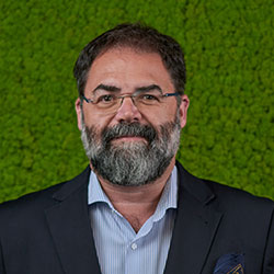 Eduardo Serrano